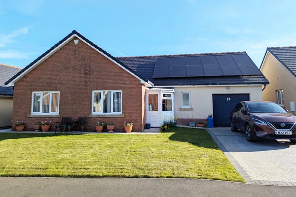 Solar panel, battery and heat pump installation at a Welsh home